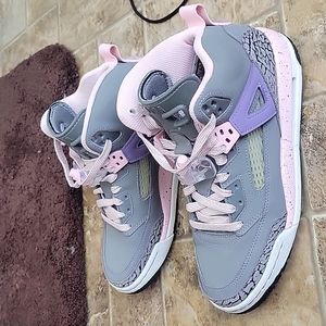 Girls Jordan Spizike (GS)